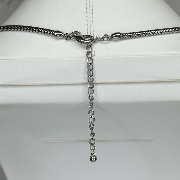 Chico's Snake Chain Necklace Silver Tone Long Layering Perfect ✨ - Picture 3 of 10